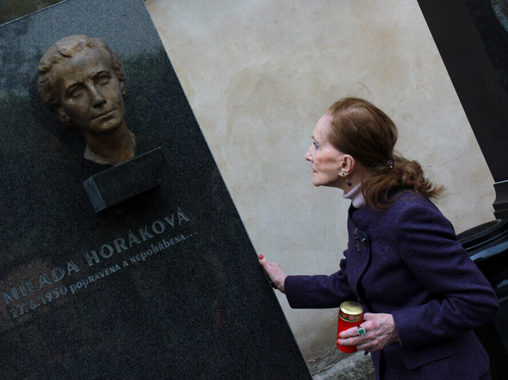 Druhý zářijový týden bude v kinech patřit Soně Červené