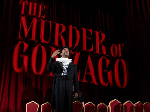 Moderní a vtipný Hamlet představí v NT Live nové vedení britského Národního divadla